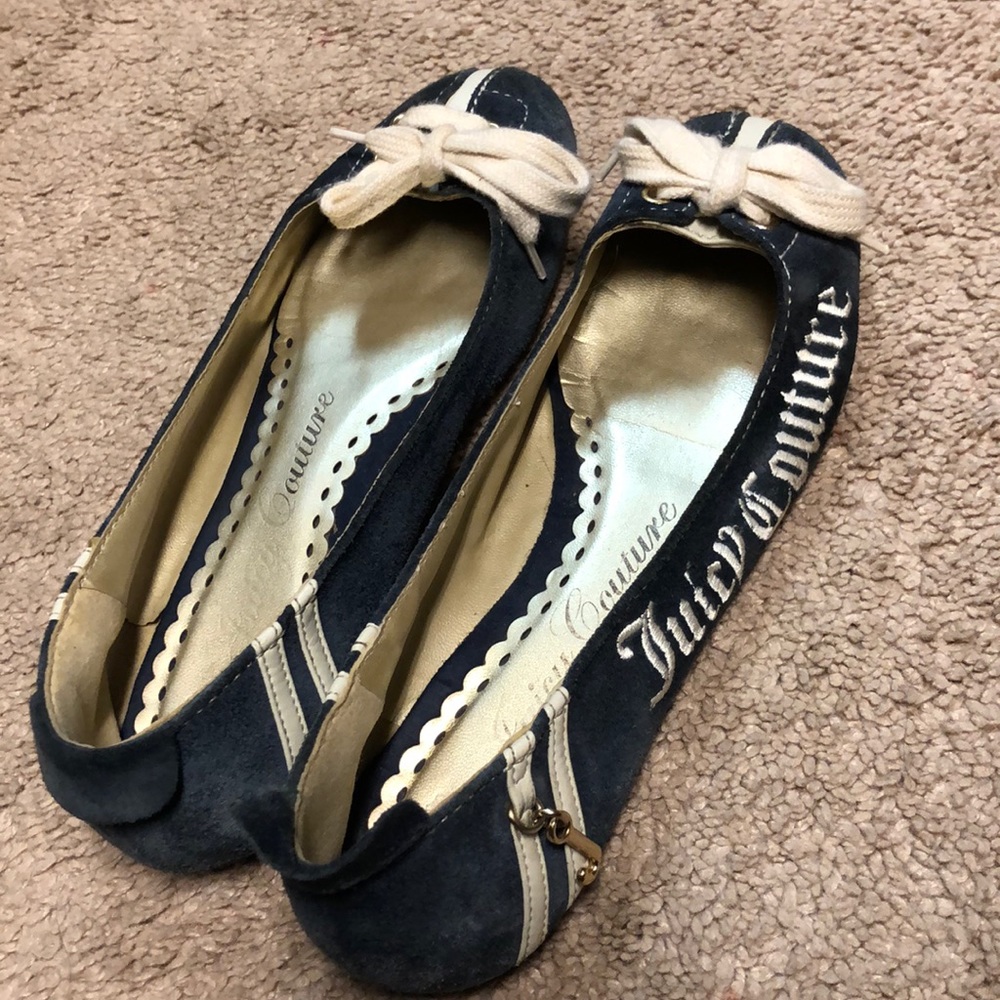 Juicy navy ballet flats